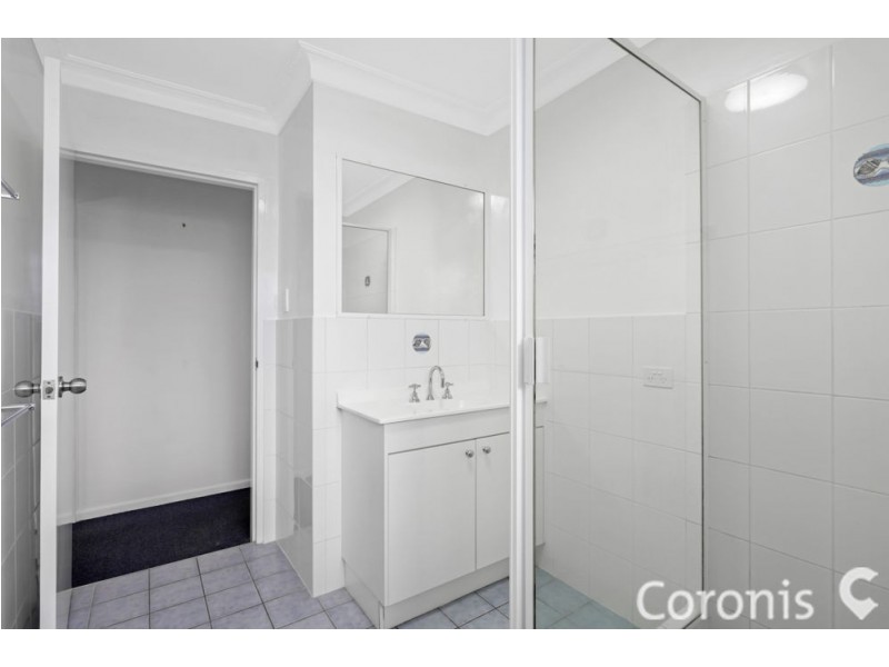 5/2 Honeysuckle Street, Mansfield QLD 4122