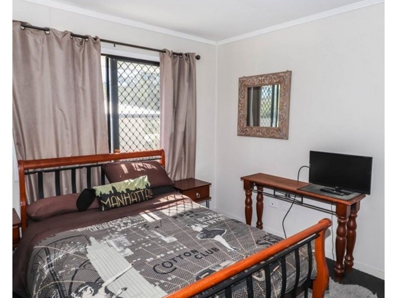 19 Laurie Street, Carina Heights QLD 4152