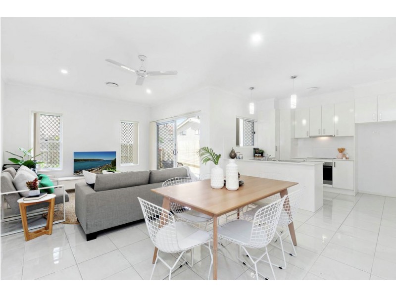 2/50 Cambridge Street, Carina Heights QLD 4152