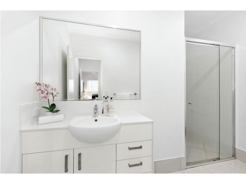 2/50 Cambridge Street, Carina Heights QLD 4152