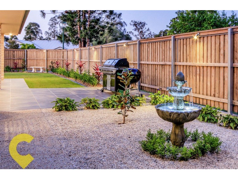 5 Sylvateere Crescent, Wakerley QLD 4154