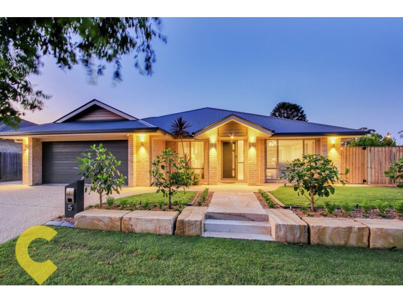 5 Sylvateere Crescent, Wakerley QLD 4154