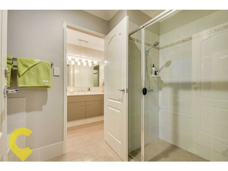 5 Sylvateere Crescent, Wakerley QLD 4154