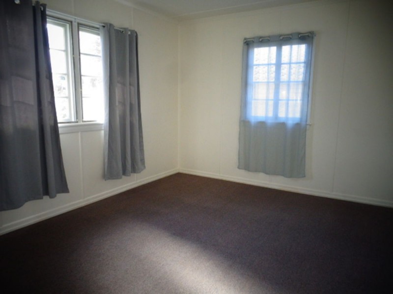 34 Hill Crescent, Carina Heights QLD 4152