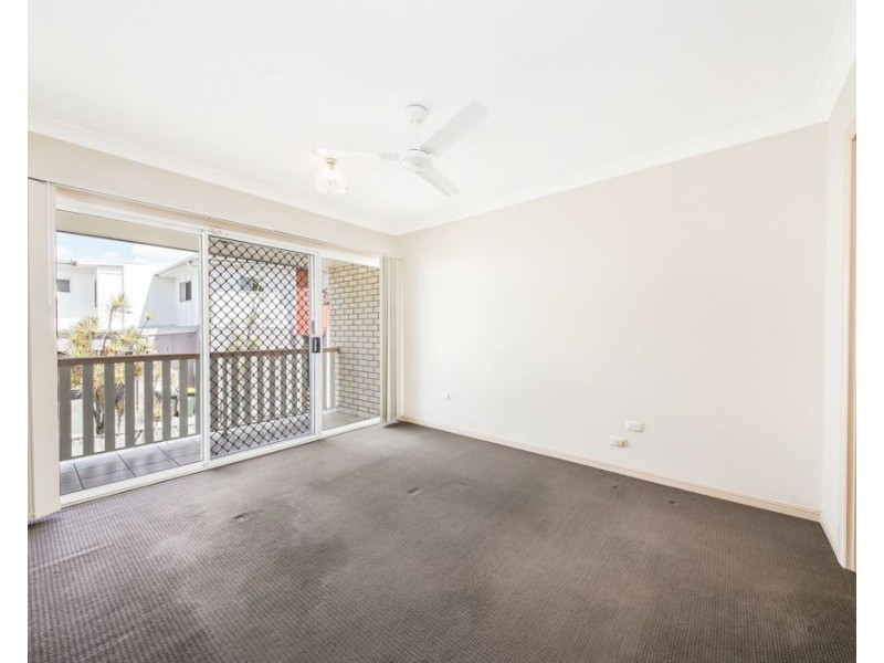 2/19 Mons Road, Carina QLD 4152
