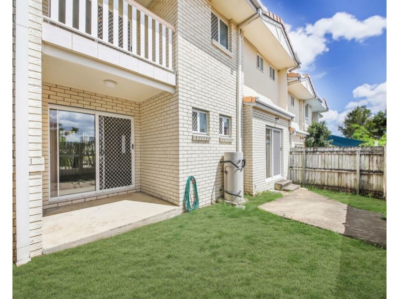 2/19 Mons Road, Carina QLD 4152