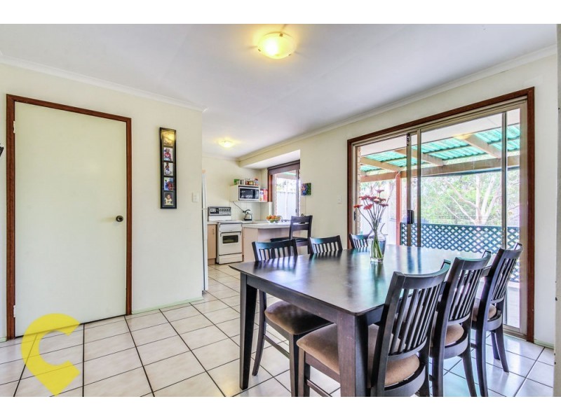 21 Dove Tree Cresent, Sinnamon Park QLD 4073