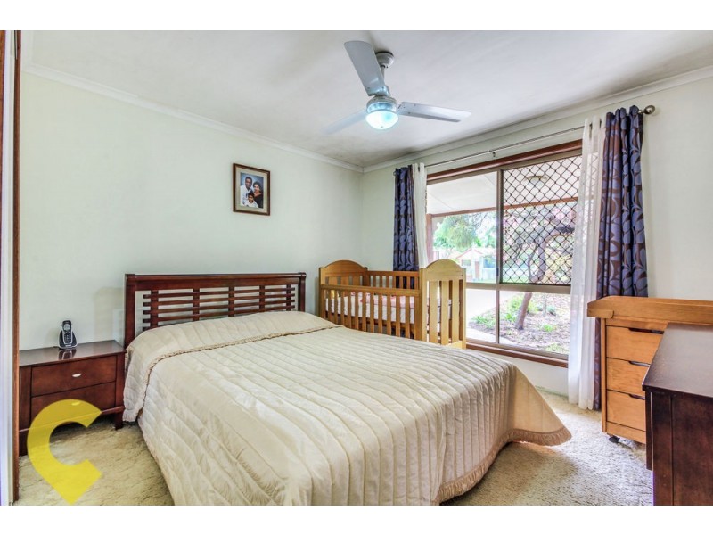 21 Dove Tree Cresent, Sinnamon Park QLD 4073