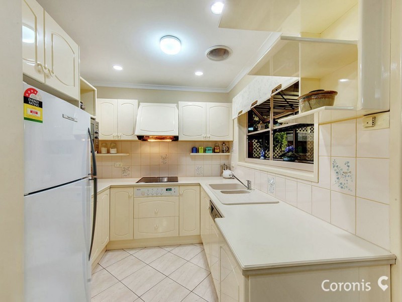 2 Ara Street, Camp Hill QLD 4152