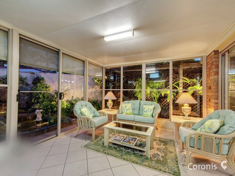 2 Ara Street, Camp Hill QLD 4152