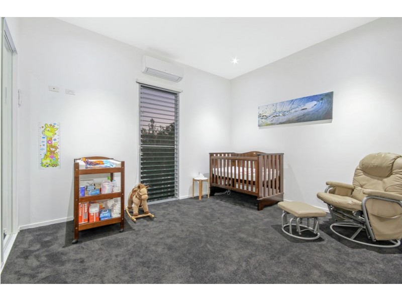 10 Wingfield Street, Annerley QLD 4103