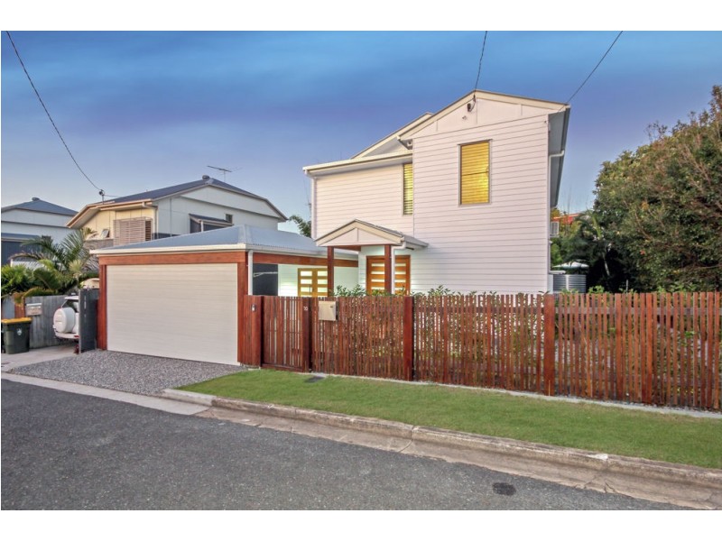 10 Wingfield Street, Annerley QLD 4103