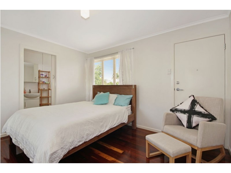 3/9 Parooba Avenue, Camp Hill QLD 4152