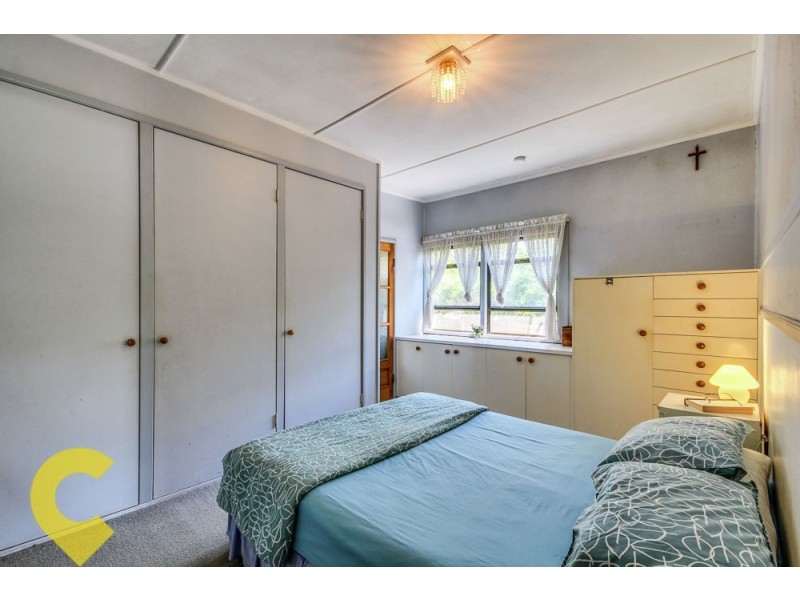 20 Mar Street, Holland Park QLD 4121