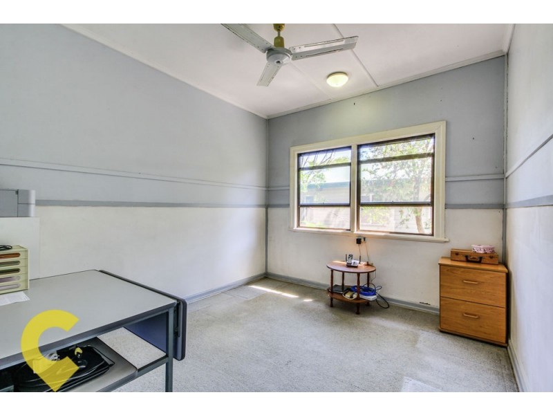 20 Mar Street, Holland Park QLD 4121