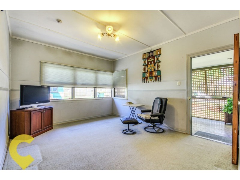 20 Mar Street, Holland Park QLD 4121