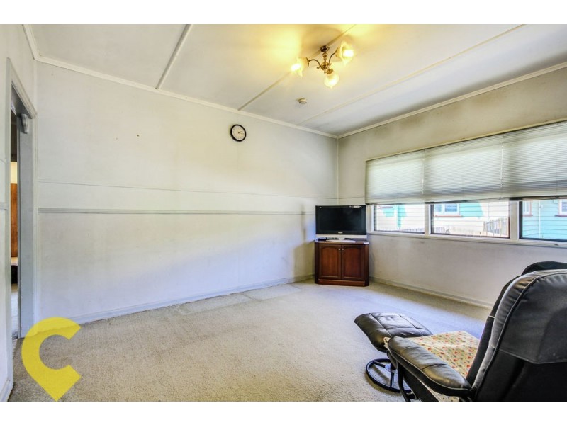 20 Mar Street, Holland Park QLD 4121