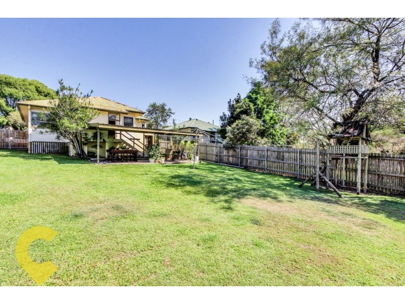 20 Mar Street, Holland Park QLD 4121