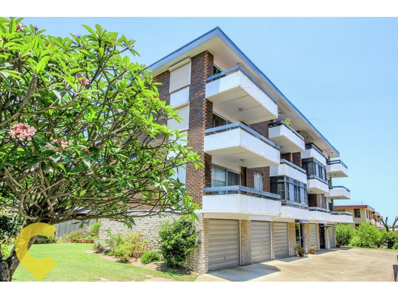 4/235 Cavendish Road, Coorparoo QLD 4151