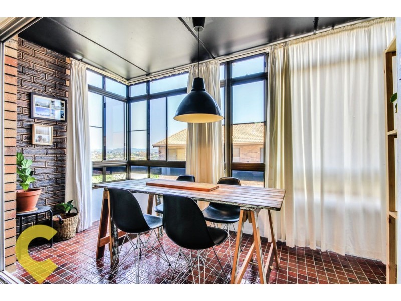 4/235 Cavendish Road, Coorparoo QLD 4151