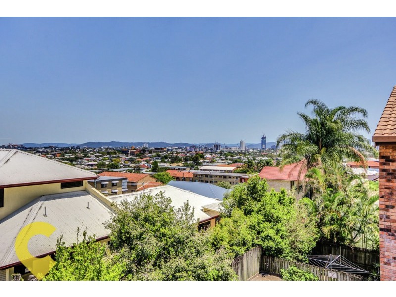 4/235 Cavendish Road, Coorparoo QLD 4151