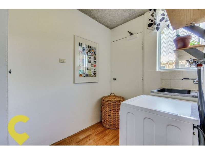 4/235 Cavendish Road, Coorparoo QLD 4151