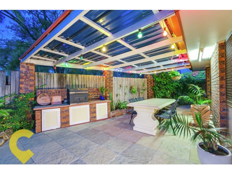 6 Jagarra Place, Sinnamon Park QLD 4073