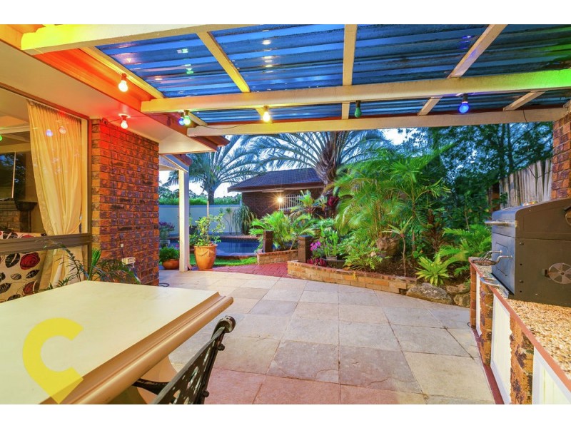 6 Jagarra Place, Sinnamon Park QLD 4073