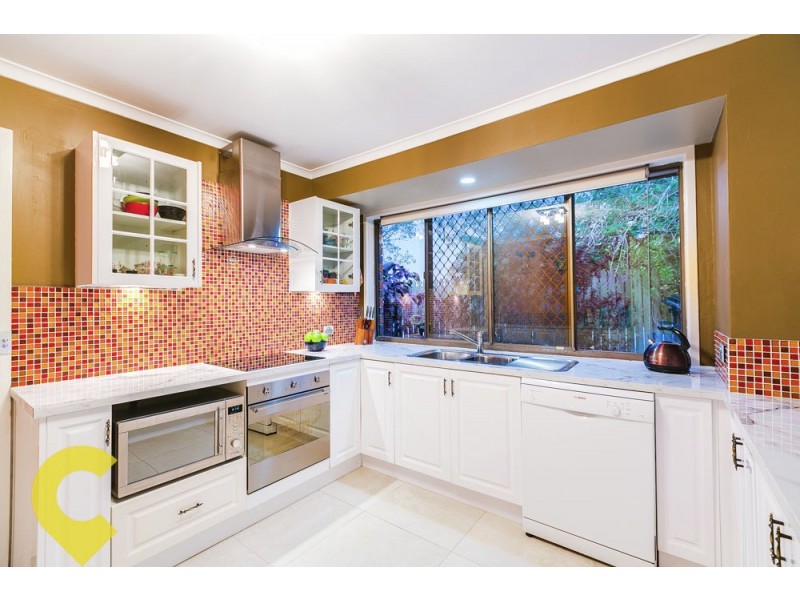 6 Jagarra Place, Sinnamon Park QLD 4073