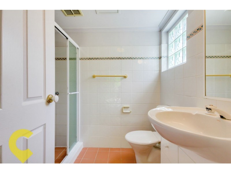 4/37 Ninth Avenue, Coorparoo QLD 4151