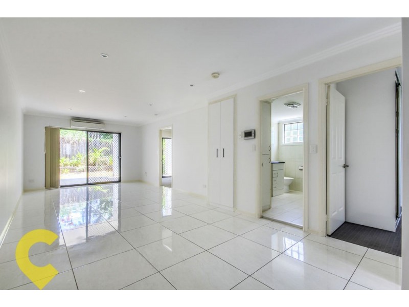 1/58 Moore Street, Morningside QLD 4170