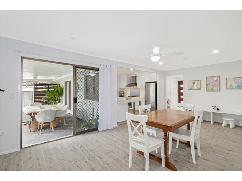 27 Oatberry Crescent, Shailer Park QLD 4128