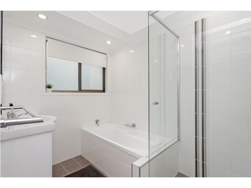 27 Oatberry Crescent, Shailer Park QLD 4128