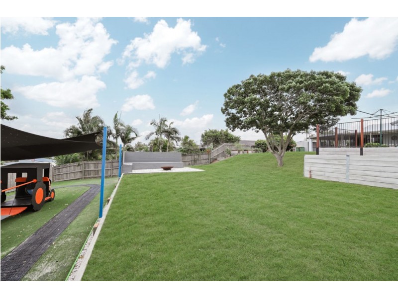 27 Oatberry Crescent, Shailer Park QLD 4128