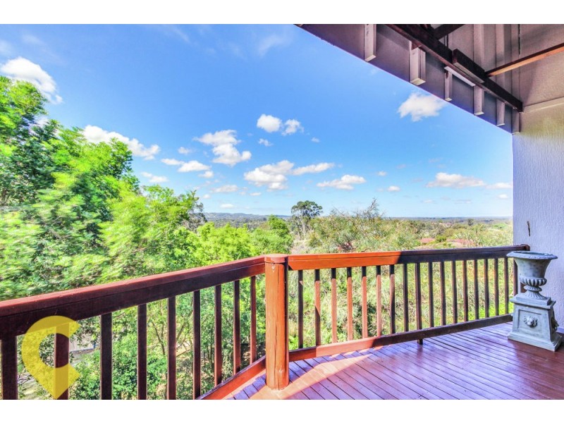 36 Lucy Drive, Edens Landing QLD 4207