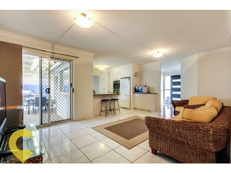 39 Hummingbird Crescent, Wishart QLD 4122