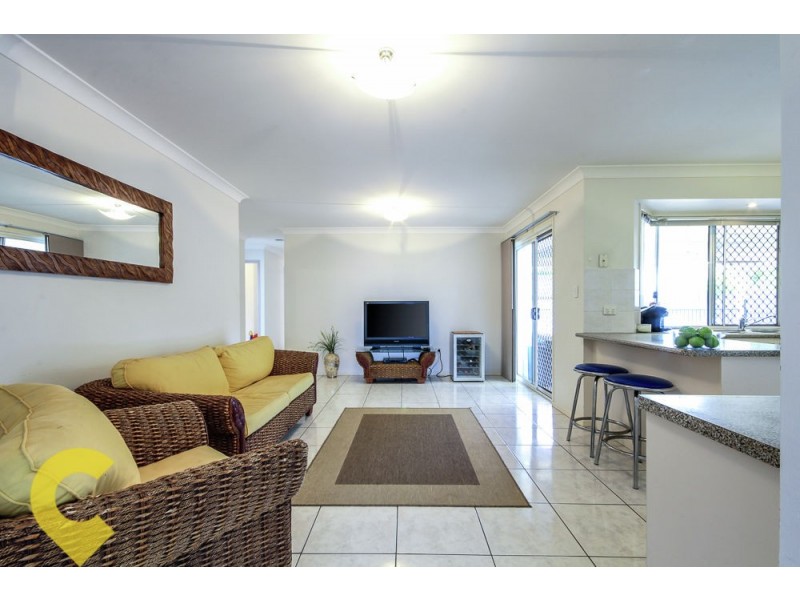 39 Hummingbird Crescent, Wishart QLD 4122