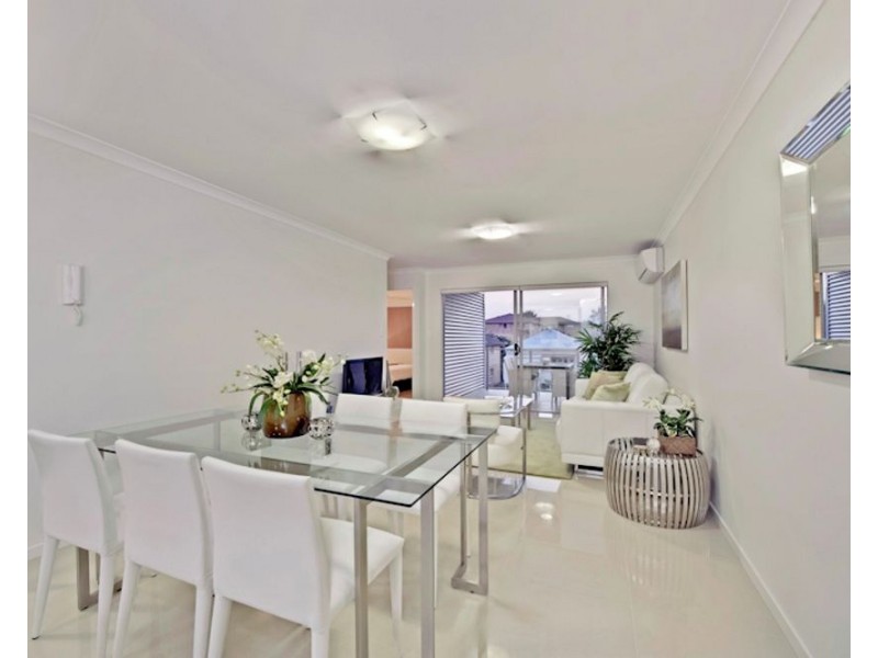 4/56 Nelson Street, Coorparoo QLD 4151