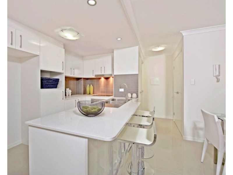 4/56 Nelson Street, Coorparoo QLD 4151