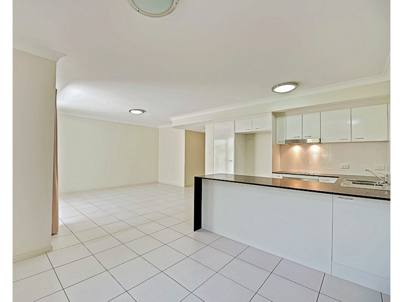 3/69 Denman Street, Greenslopes QLD 4120