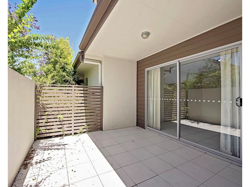 3/69 Denman Street, Greenslopes QLD 4120