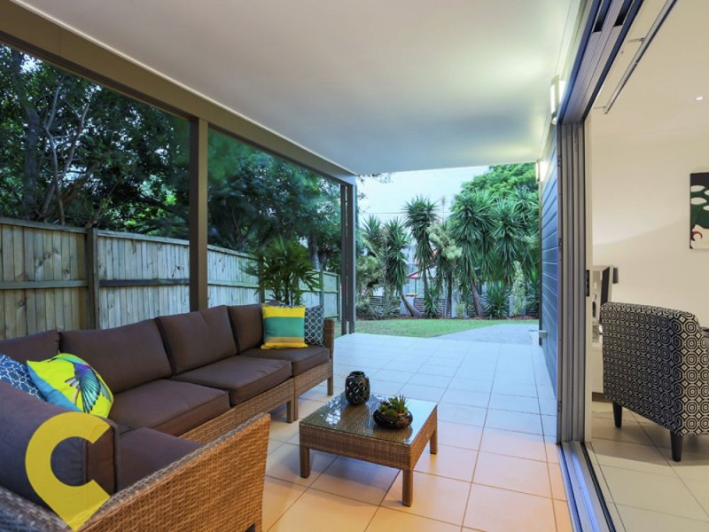19 City View Road, Camp Hill QLD 4152