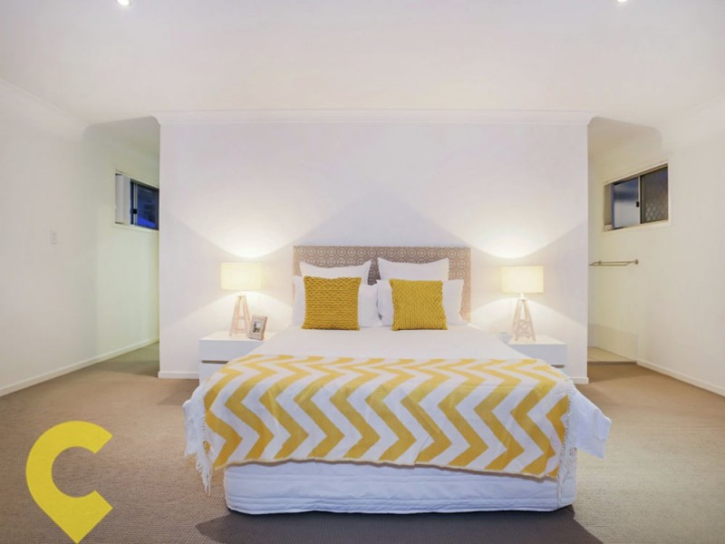 19 City View Road, Camp Hill QLD 4152