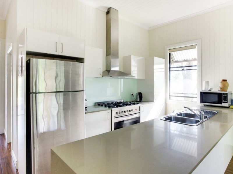 17a Ambleside Street, West End QLD 4101