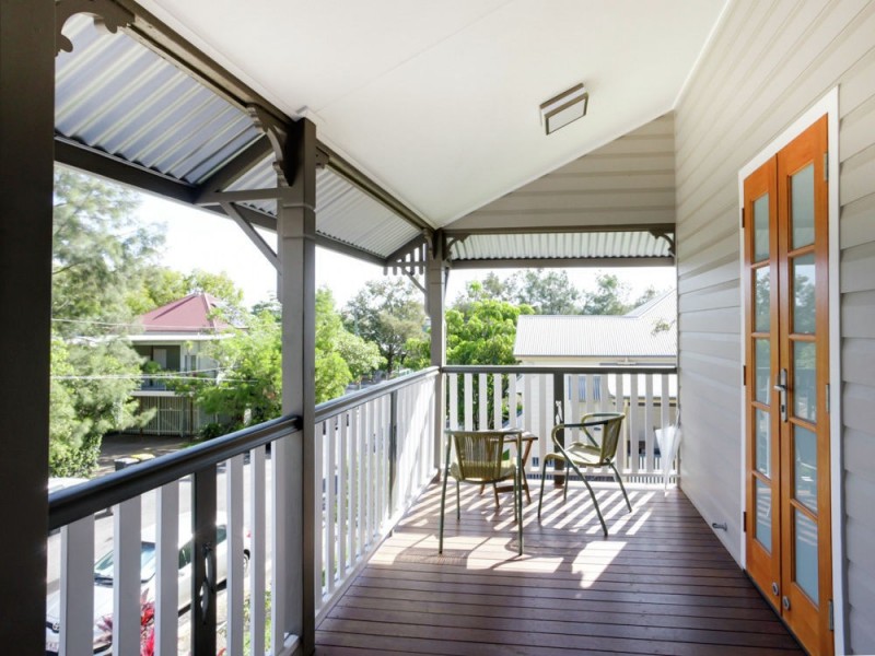 17a Ambleside Street, West End QLD 4101