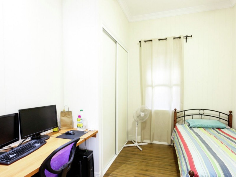 17a Ambleside Street, West End QLD 4101