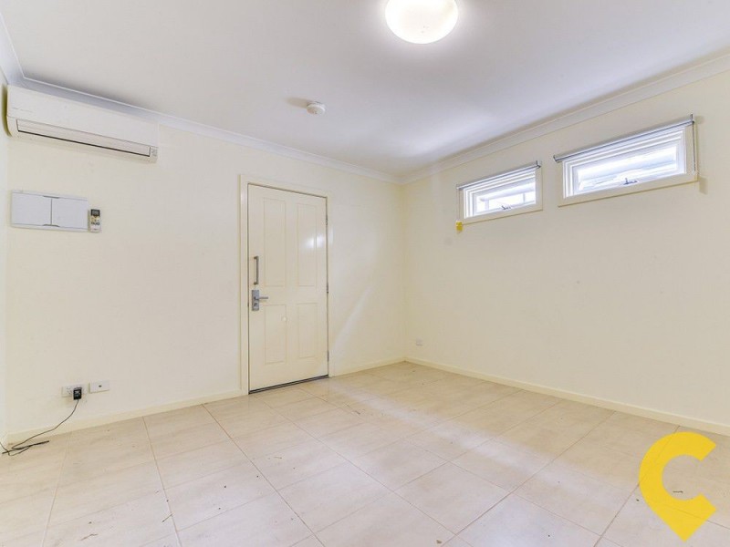 24 Henry Street, Woolloongabba QLD 4102