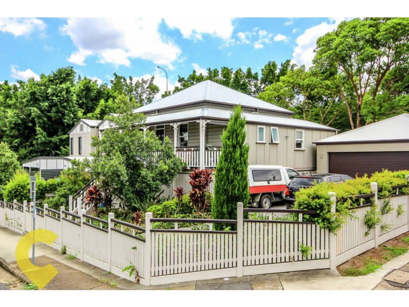 24 Henry Street, Woolloongabba QLD 4102