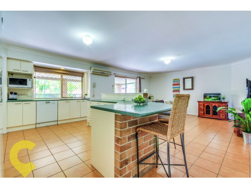 6 Lorikeet Place, Wishart QLD 4122