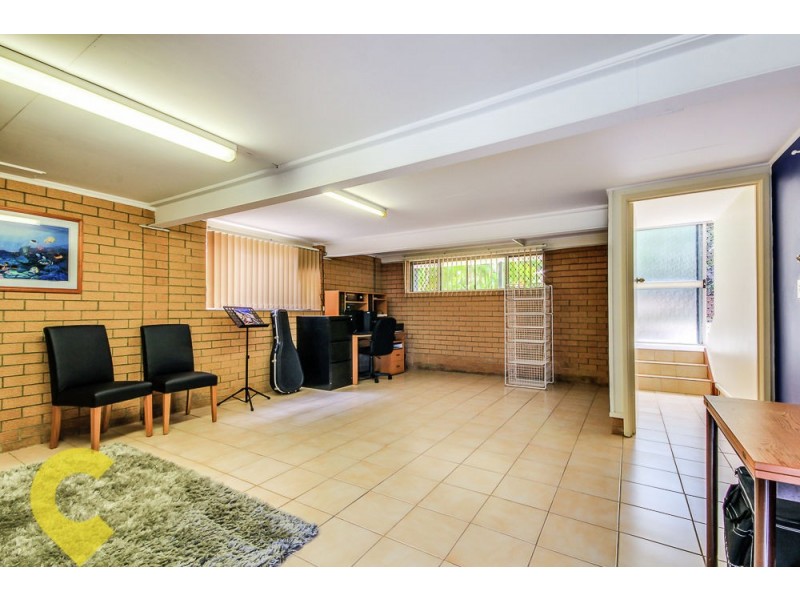 15 Amsterdam Street, Wishart QLD 4122